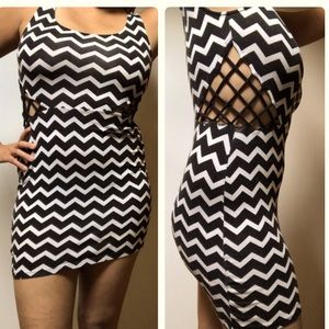 🖤 Chevron Mini Dress 🖤